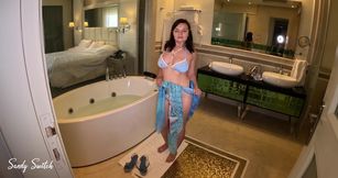 Underwater blowjob in the jacuzzi