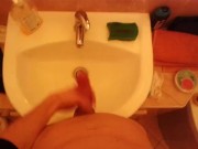 jerkin off in sink: fan requested(in my apartment in Budapest, Hungary)