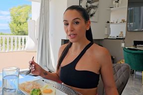 The returning couch-surfer Danika Mori