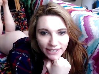 Shemale works as web model and jerks off for viewers delight