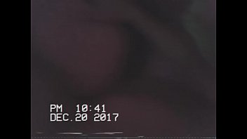 Grabando a mi novia con luces de discoteca