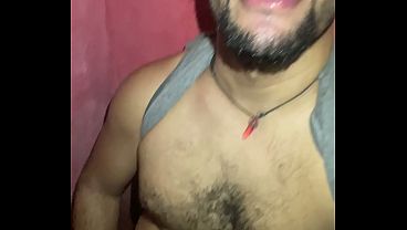 No banheiro com macho da balada gay