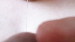 Amateur Creamy Close-Up: Slow-Mo Cum Swallowing!