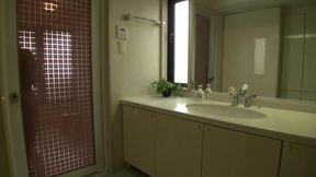 My Stepsister Who Lived Alone Suddenly Came Back to My Parents' House! -1