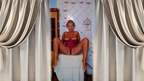 Amateur MILF Lukerya strips down and gets playful in the kitchen