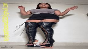 Giantess 253