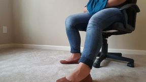 Stinky feet and shoes need to be licked clean!
