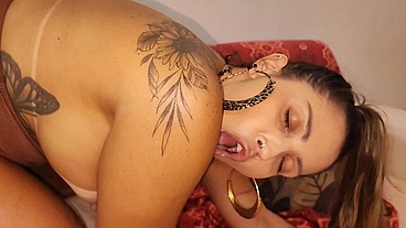 Porn actress audition, blonde with bikini tan lines first anal with cumshot inside the ass and squirting cum. Vagninho e Agatha Mama