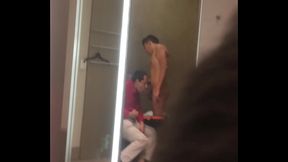 Me la maman en Sak'_s Fifth Avenue Polanco Mexico Parte 1