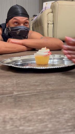 Foot worship , food crushing