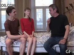 Sex appeal round assed babe