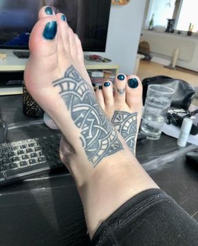 Unique feet for you