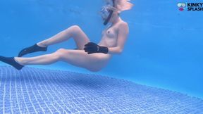 Masturbating in Snorkel Gear - Underwater Cum Shot