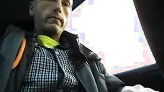 Amateur Guy Wanking His Hard Cock in the Car