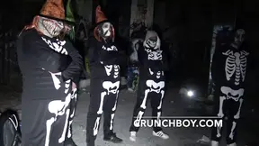 Amazing porn fuck bareback in the night in HALLOWEEN during