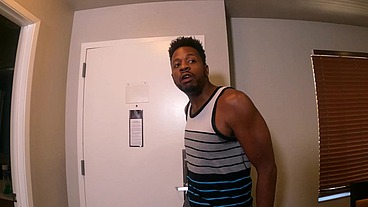 Peyton Thomas fucks huge cock