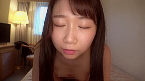 エッチなおさんが淫らに手コキし騎乗位挿入イキまくり