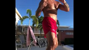 THE MARTIAL ARTIST PORNSTAR MAXXX LOADZ DOING A SPINNING WHEEL KICK