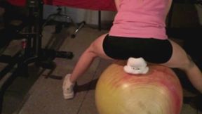 BlackShortsBallBounce 6min WMV V9