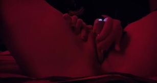 Intense Playtime: Trans Model xSinKittyx Explores Pleasure with Vibrators and Whips