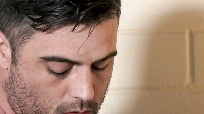 Lance Hart is having fun in some hot gay 3some