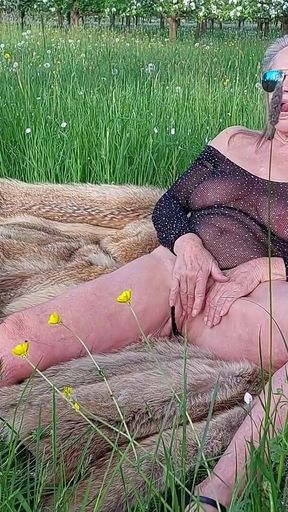 Granny Is Getting off While Masturbating Outside and Screaming!