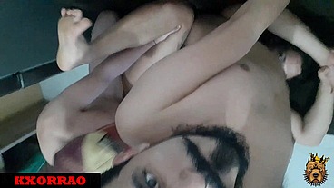 QUANDO O PUTO NERD QUIS ESTRAVAZAR COM TANTOS MACHOS! parte 3
