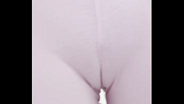 a wonderful camel toe!!