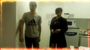 cortamos la luz para cojernos al portero y al electricista, nos sorprendio perla con su regalito completo