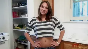 18yo Latina Sara Luv gets off in the kitchen