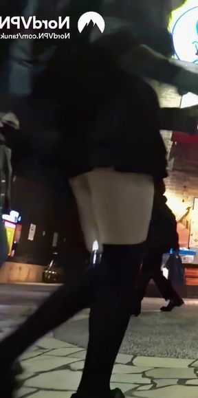 Curious Asian girl exposes her upskirt booty in candid video