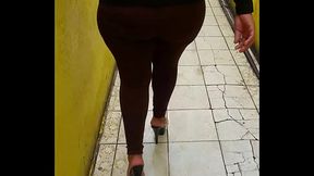 Prosti de Tijuana caminando