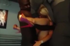 Aussie Hot Wife love Black Guy