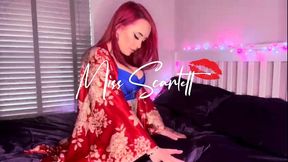 Scarlett's sexy kimono pillow fuck