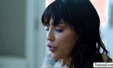 Vanessa Sky wild fucked by Trans babe Jade Venus