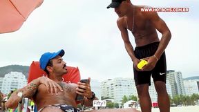paguei pro vendedor da praia me comer