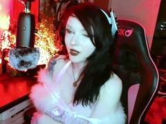 Amateur Webcam Chick Masturbates On Webcam More at