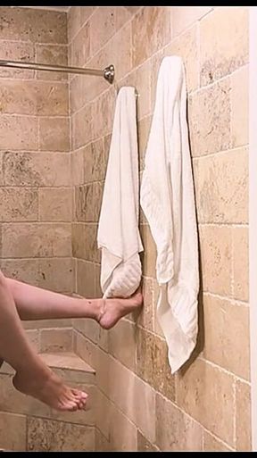 Colombian Blonde Has Hardcore Interracial Sex with Her Roommate BBC - Monique Fuentes