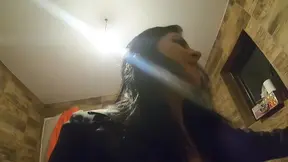 Hairy cougar steps in and pees on amateur's face