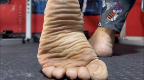 JOI Dirty Dry Wrinkled Work Out Feet!