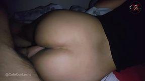 FOLLANDO a escondidas con mi hermanastra, entro a su habitaci&oacute_n y me espera en tanga para llenarla de semen