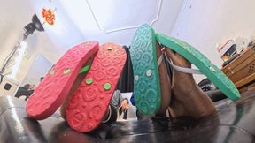 VR360 Henry MARTINA's dirty flip-flops and smelly feet are humiliating