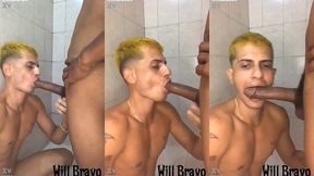 novinho putao, ficou de pica dura na hora que botei a mao. encheu minha boca de leite