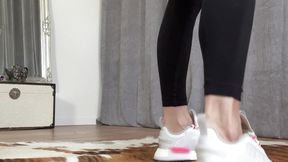 My new sneakers 😍 #feetlover #gymlook Morgen ab 9uhr live💋