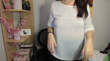 Pee ASMR roleplay game 4K