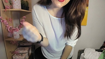 Pee ASMR roleplay game 4K