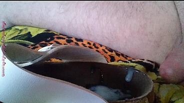 Volles Kondom und Birkenstocks ** SPERMA Fun 2 **