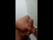 Me Masturbo en el Baño, Cum, leche