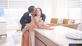 Payton Preslees Sexy Curves And Hot Holes Arent Just For Admiration They Are Also For Fucking And Filling Up!