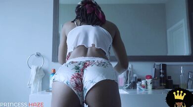 Quick Blow Job and Cum In Mouth Before Mass